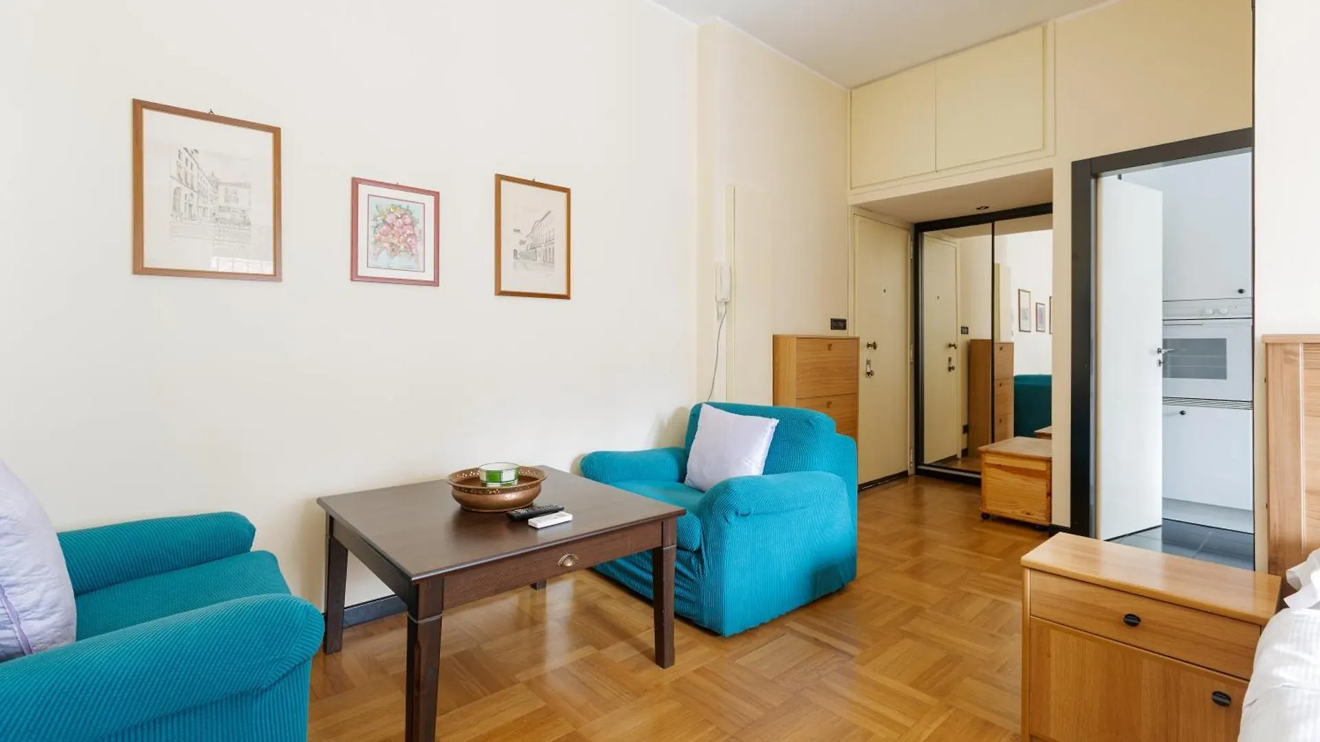 Forlanini - Functional Studio With Balcony! Milán Apartmán